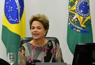 Dilma Rousseff sancionou lei sobre desoneração da folha (Foto: Wilson Dias/Agência Brasil)