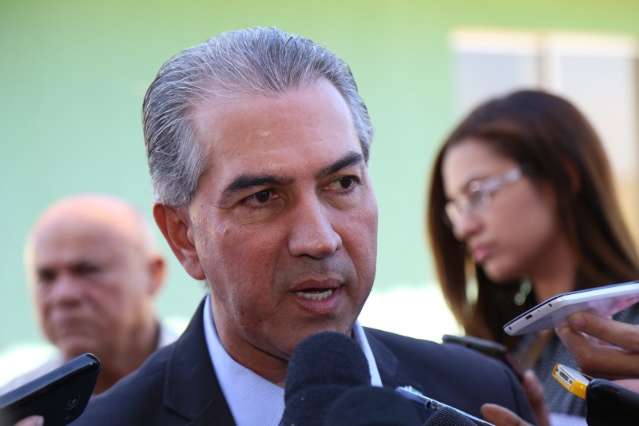 Governador autoriza tarifa e assina compromisso do Vale Universidade