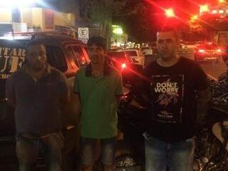 Trio roubaria caminhão para levar ao Paraguai. (Foto: Divulgação/Batalhão de Choque)