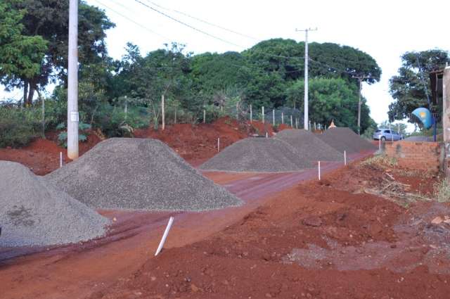 Popula&ccedil;&atilde;o critica atraso no Semin&aacute;rio; prefeitura diz que obra acaba em maio