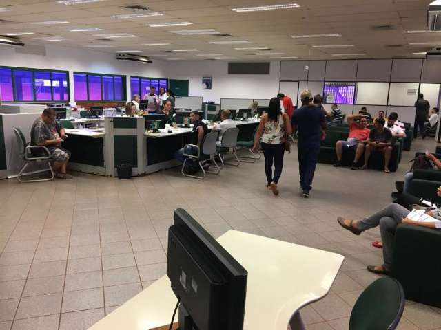 De gra&ccedil;a no Detran, comunicar venda de ve&iacute;culos custa R$ 39 no cart&oacute;rio