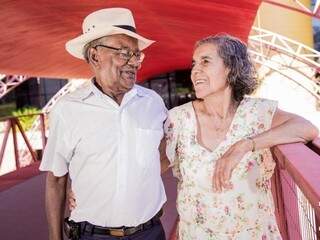 Eles estão há 55 anos casados e após quase 30 anos, conheceram juntos o Parque dos Poderes. (Foto: Fernando Ricardo Ientzsch) 