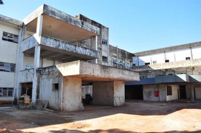 Liminar determina que obra em Hospital do Trauma acabe com foco da Dengue