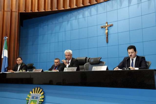 Sem repasses, or&ccedil;amento estadual prev&ecirc; crescimento  de 0,46% em 2017