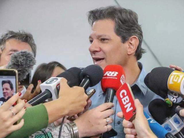 Bolsonaro tem 59% dos votos v&aacute;lidos e Haddad 41%, segundo Datafolha