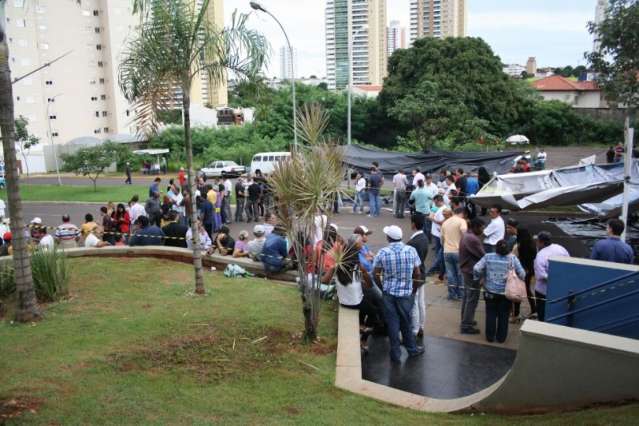 Grupo para cassar Bernal re&uacute;ne 20 vereadores na v&eacute;spera de sess&atilde;o