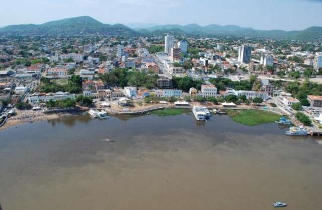 Turistas movimentam R$ 36 milh&otilde;es no com&eacute;rcio da fronteira com a Bol&iacute;via