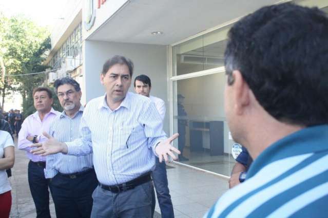 Bernal aceita proposta da ACP, mas n&atilde;o define corre&ccedil;&atilde;o salarial em 2013