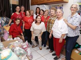 As voluntárias foram chegando voluntárias de todas as pontas de Campo Grande. Hoje somam 48, na Capital, em Brasília-DF, em Mirandópolis-SP e Rondonópolis-MT. (Foto: Kísie Ainoã)