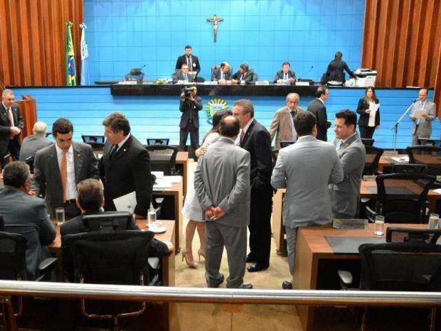 Deputados v&atilde;o se reunir com operadoras para avaliar acordo da CPI da Telefonia