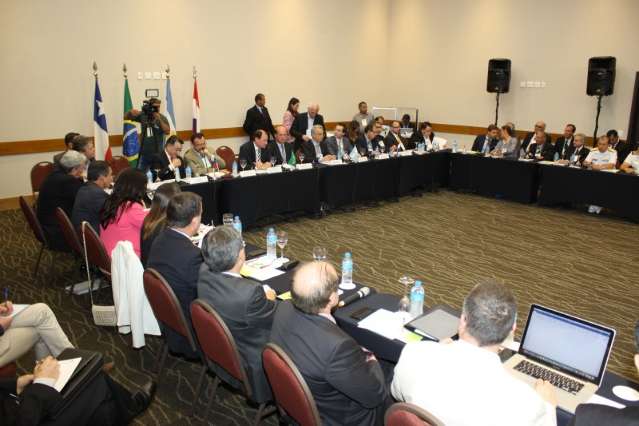 Paraguai quer mudar ponte da Rota Bioce&acirc;nica por invadir &aacute;rea ind&iacute;gena