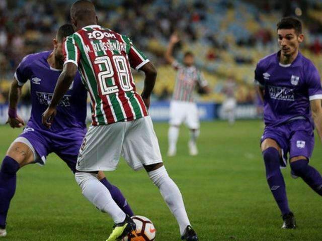 Fluminense vence fora de casa com 1 a 0 sobre o Defensor