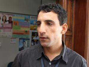 Beb&ecirc; de nove meses est&aacute; internado depois de engolir pedra de crack