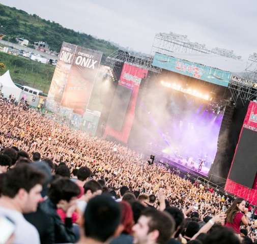 Amigos de inf&acirc;ncia, eles escolheram Lollapalooza para viajar pela 1&ordf; vez juntos