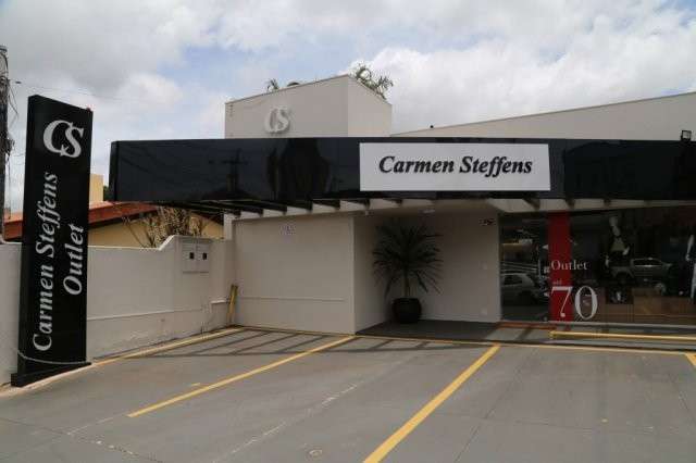 Para Dia das Mães, bolsas na Carmen Steffens Outlet tem até 50% de desconto