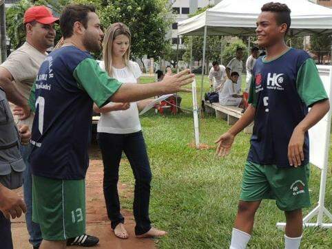 Jogo de Futebol dia dos Pais / Escolinha Adriano Rodrigues 