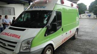 Ambulância utilizada na Caravana da Saúde sera cedida para desafogar serviço do Samu, por pelo menos 20 dias. (Foto: Divulgação/Sesau)