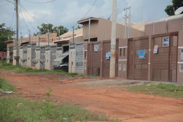 Sonho da casa pr&oacute;pria fica mais perto com vendas de im&oacute;veis estagnados 