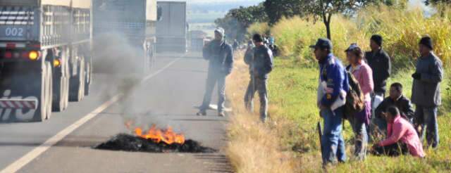  &Iacute;ndios aguardam julgamento de recurso para desocupar fazenda em Sidrol&acirc;ndia