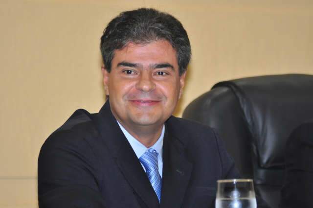 Nelsinho diz ter certeza que eleger&aacute; sucessor