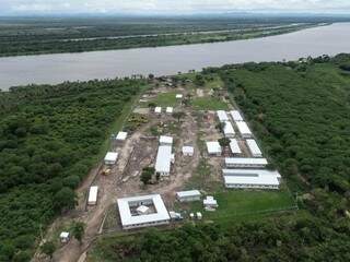 Local onde será construída a ponte sobre o Rio Paraguai, em Porto Murtinho. (Foto: Toninho Ruiz)