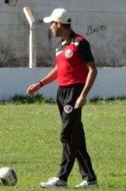 T&eacute;cnico do &Aacute;guia Negra diz que pediu para rival aliviar na final do Estadual