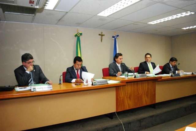 CCJR derruba veto de Puccinelli que impedia transmiss&atilde;o ao vivo de licita&ccedil;&otilde;es