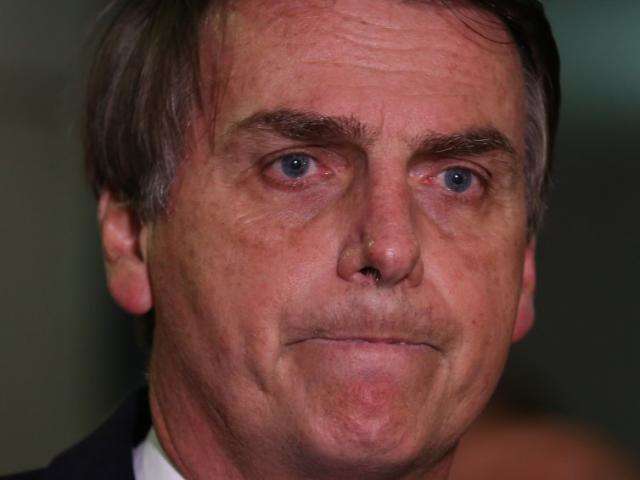 Bolsonaro sobe para 32% e Haddad chega aos 23%, aponta Ibope