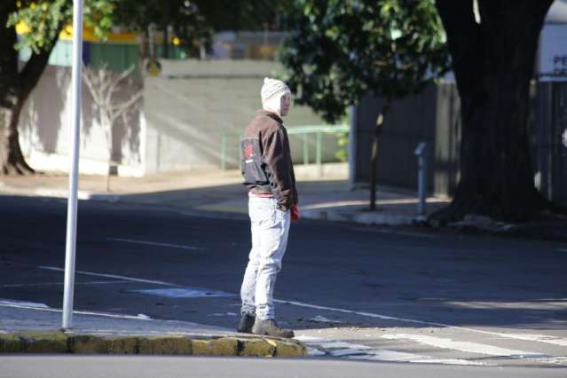 Dia amanhece com sensa&ccedil;&atilde;o t&eacute;rmica de 3&ordm;C, mas frio deve diminuir em MS