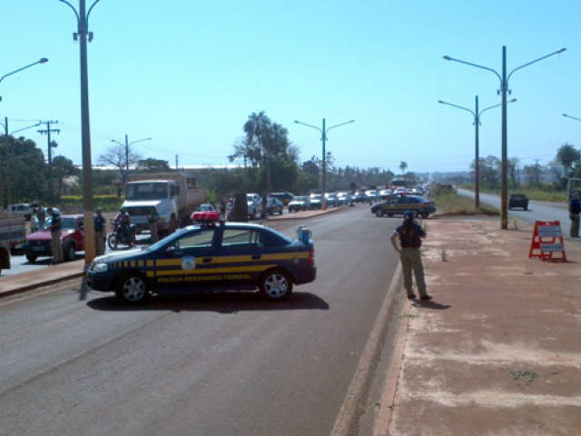  PRF realiza opera&ccedil;&atilde;o em Dourados e indica que pode entrar em greve