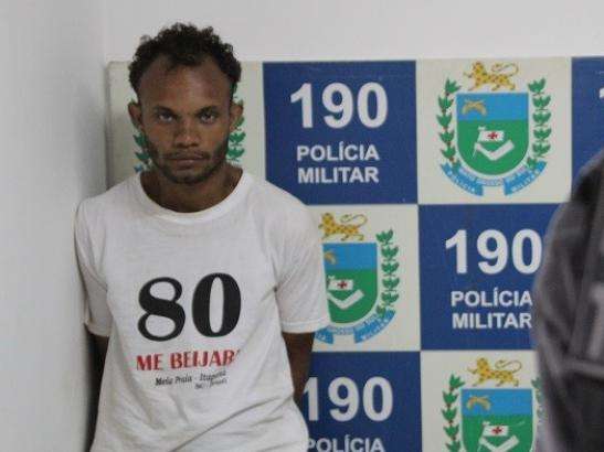 Homem que morreu ao ser atingido por tiros em cemit&eacute;rio &eacute; identificado