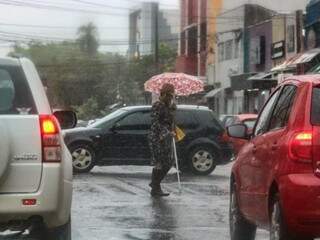 Quarta ser&aacute; marcada por pancadas de chuvas e ventos de at&eacute; 100 km/h