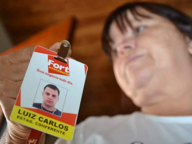  Na mem&oacute;ria de uma m&atilde;e, a tristeza de ver o filho morrer cedo demais
