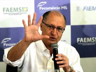 Geraldo Alckmin, pré-candidato a presidente, em discurso durante agenda na Fiems. (Foto: Saul Schramm).