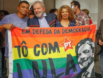 STJ nega 1 e avalia 3 pedidos de liminares "independentes" a Lula 