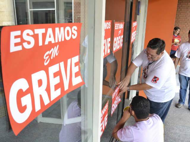  Segundo dia de greve dos banc&aacute;rios fecha 131 ag&ecirc;ncias em MS
