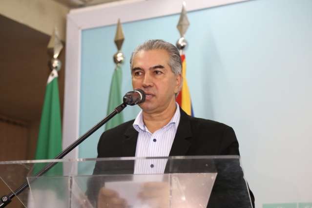 Reinaldo fica dois dias no DF para reuni&otilde;es com ministros e discutir d&iacute;vida