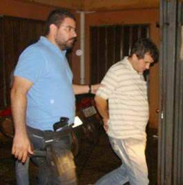  Em Dourados, Pol&iacute;cia prende professor acusado de filmar alunas nuas