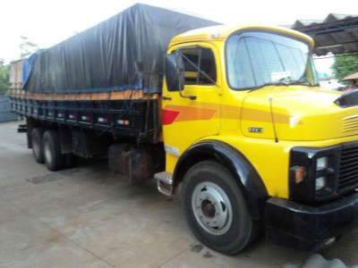  Pol&iacute;cia Militar apreende 300 caixas de cigarros na BR-158