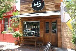 Café está na rua Maracaju, 1226, quase esquina com a José Antônio.