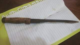 Arma usada por adolescente para matar homem em briga por droga (Foto: Divulgação/Polícia Civil)