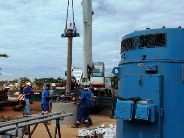 Bomba de super po&ccedil;o estraga e 20 bairros t&ecirc;m racionamento de &aacute;gua