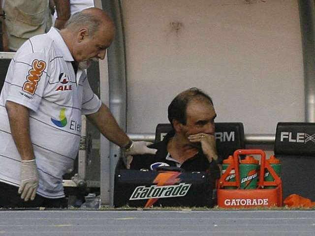  T&eacute;cnico Ricardo Gomes deixa CTI e quadro de sa&uacute;de &eacute; est&aacute;vel