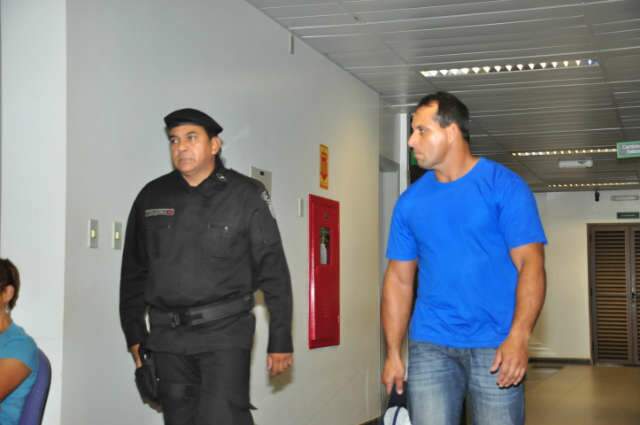  Policial militar que matou ex-esposa a tiro ser&aacute; interrogado na segunda