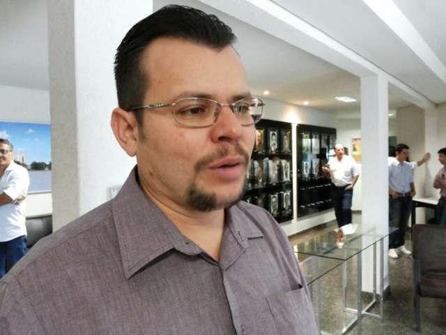 Vice de tucano diz que Assomasul n&atilde;o &eacute; partid&aacute;ria e faltou sensibilidade do PT
