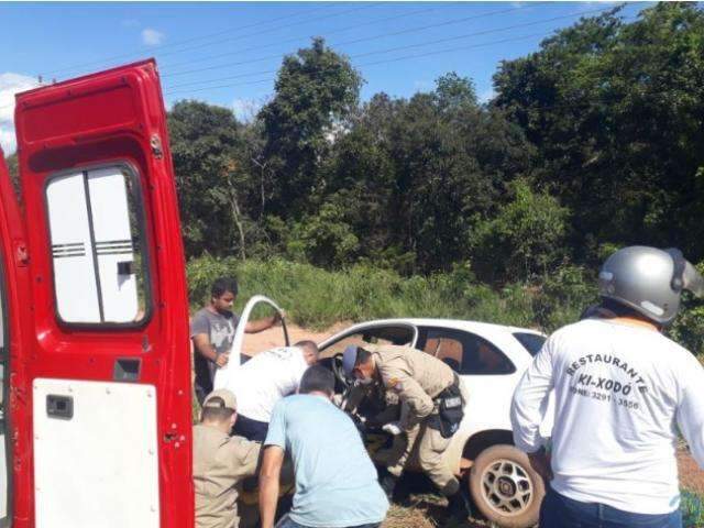 Condutor ter convuls&atilde;o ao volante e sofre acidente na BR-359