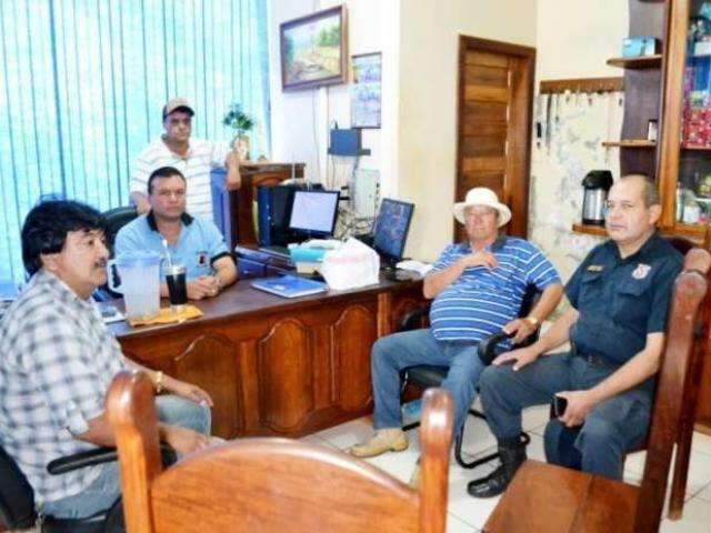 Em meio a onda de viol&ecirc;ncia, moradores de Ypejh&uacute; saem em defesa de comiss&aacute;rio