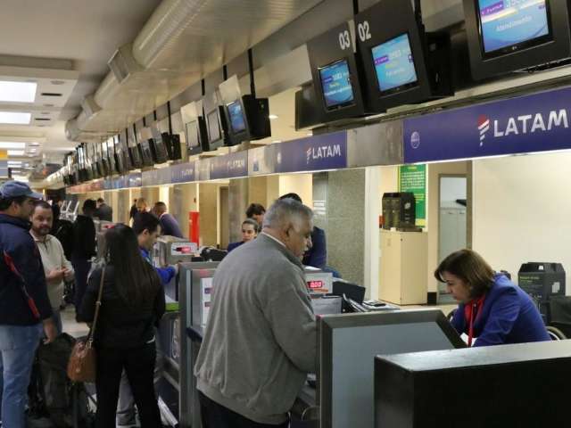 Pela terceira vez nesta semana, aeroporto tem voo cancelado