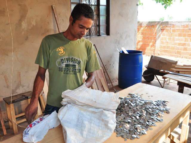  Pedreiro s&oacute; vai entregar moedas se Iphan for buscar 