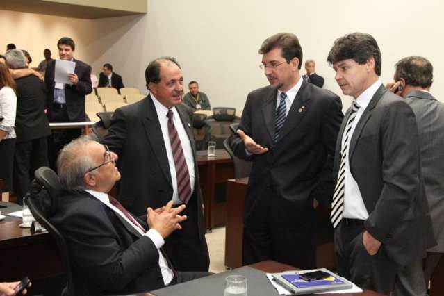 Assembleia aprova or&ccedil;amento de R$ 10,7 bilh&otilde;es e mais 14 projetos